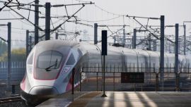 13.9万公里！中国高铁里程世界第一，却仍逃不过年连亏损的厄运？