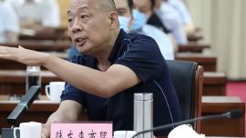 东来：从人生低谷到创立“胖东来”，用行动诠释企业社会责任